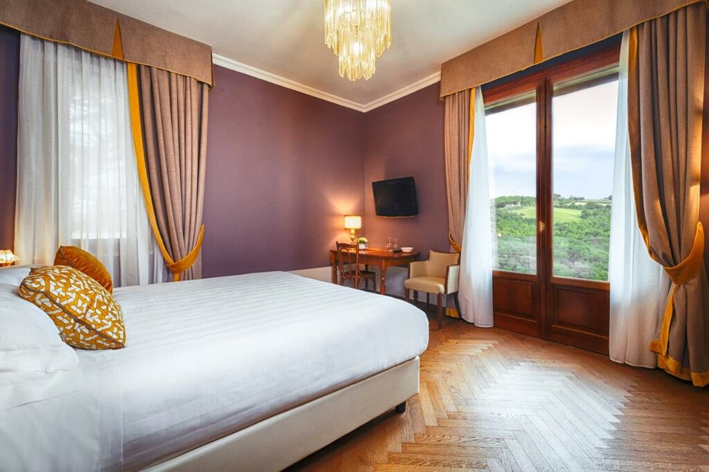 Hotel37