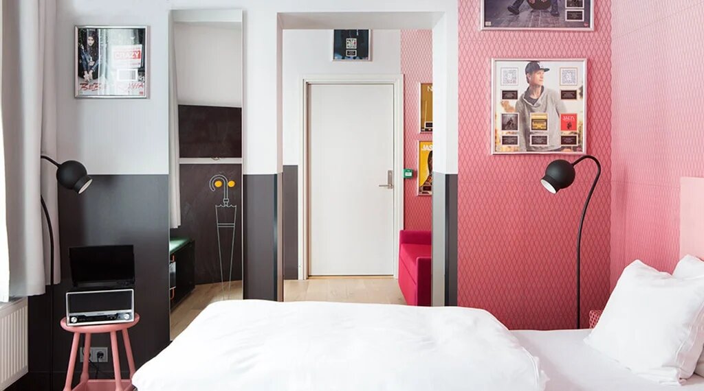 Hotel407