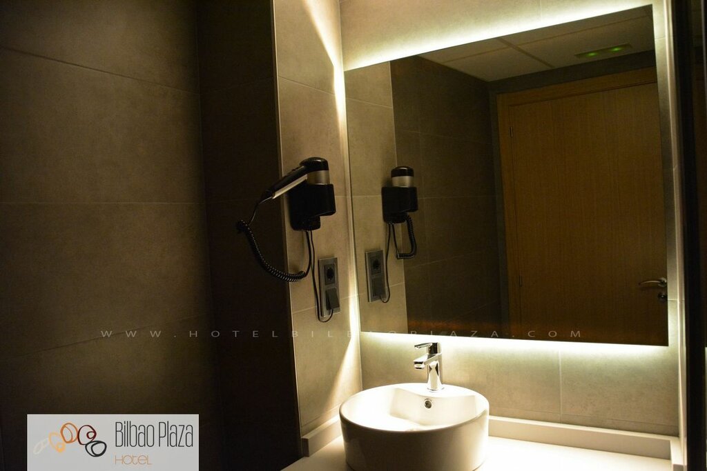 Hotel921