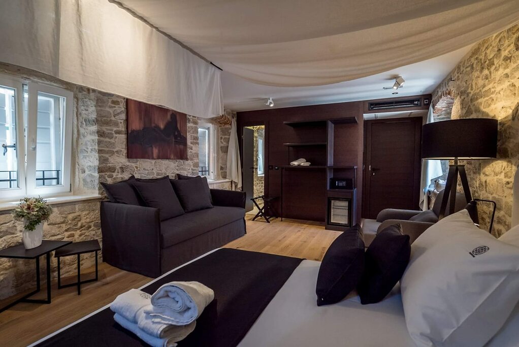 Hotel1366