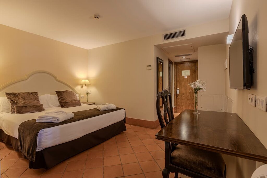 Hotel806