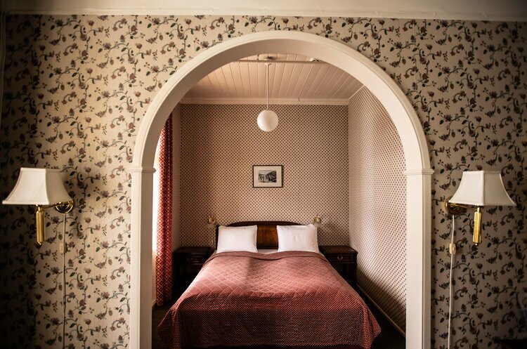 Hotel351
