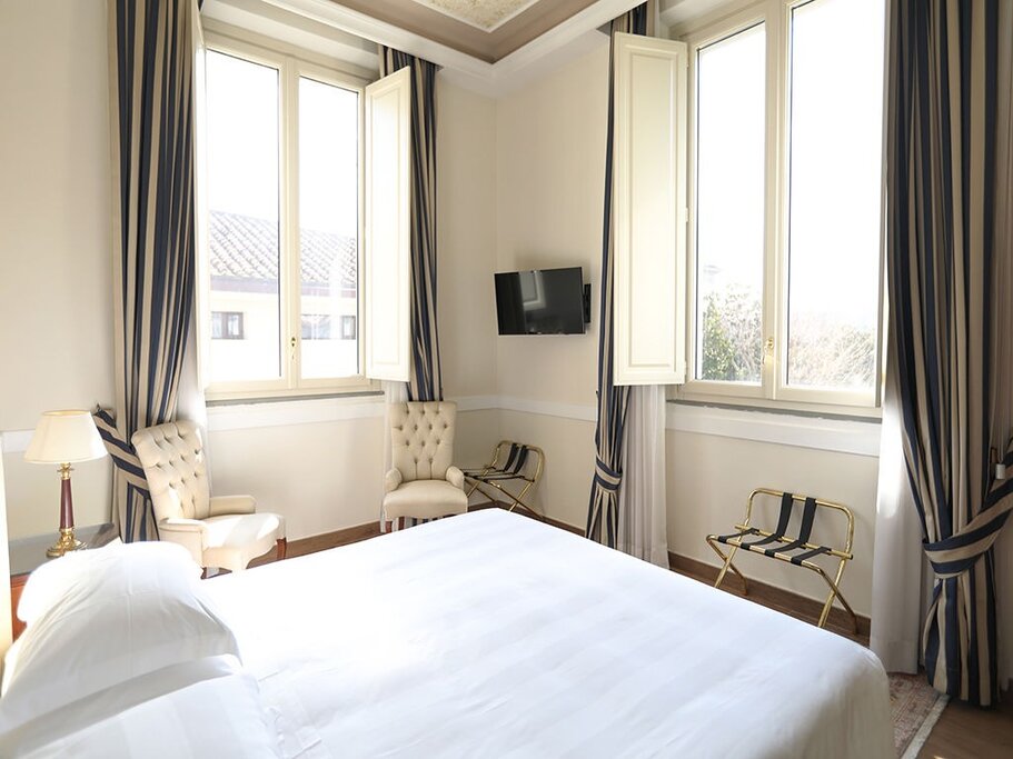 Hotel11
