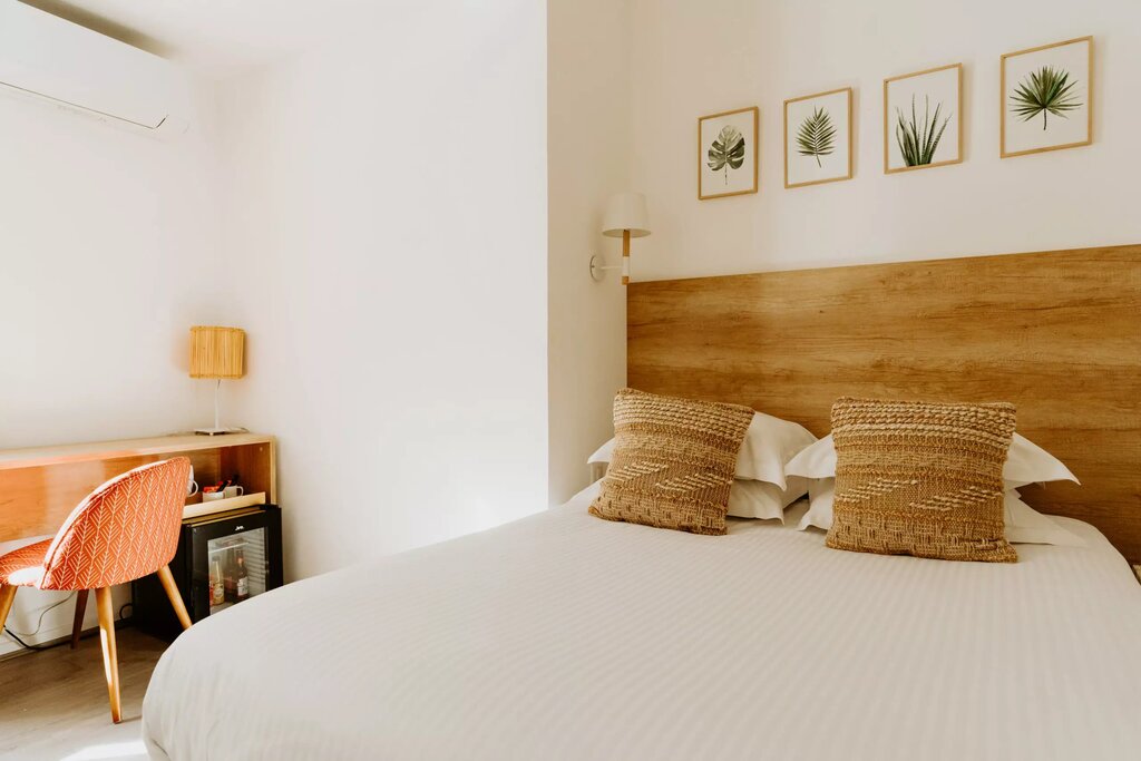 Hotel1273