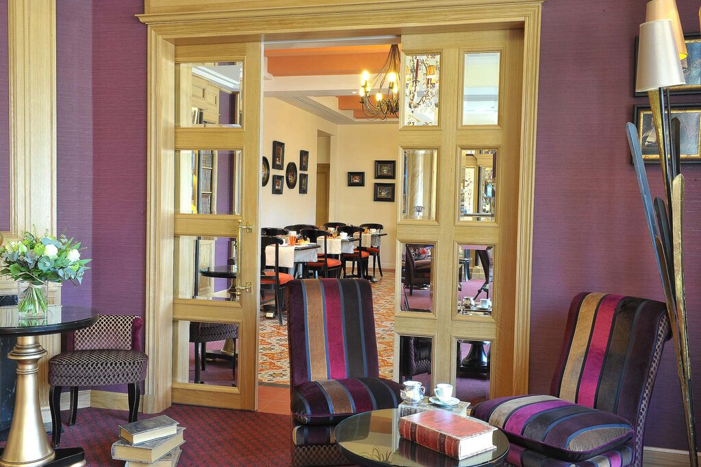 Hotel1272