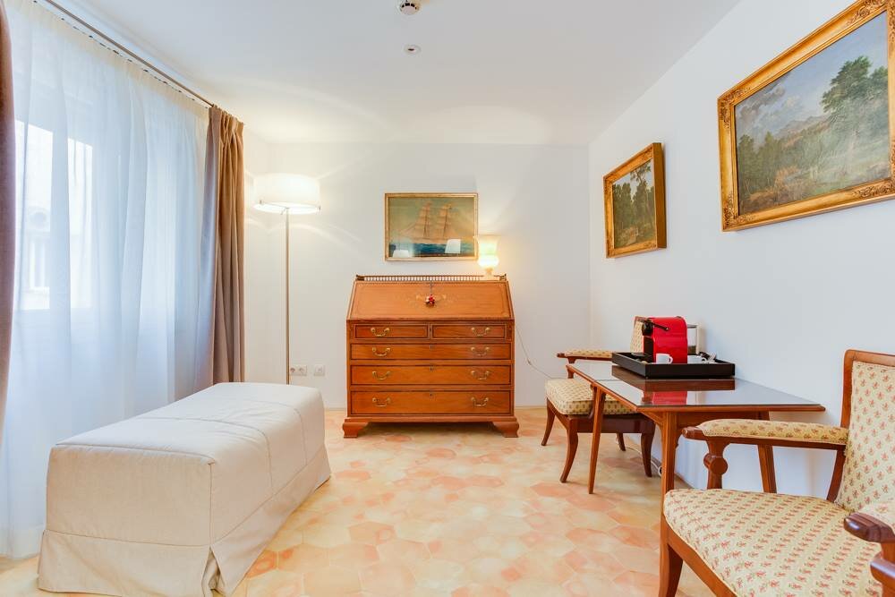 Hotel904