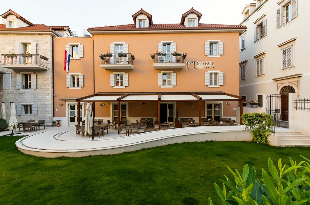 Hotel1348