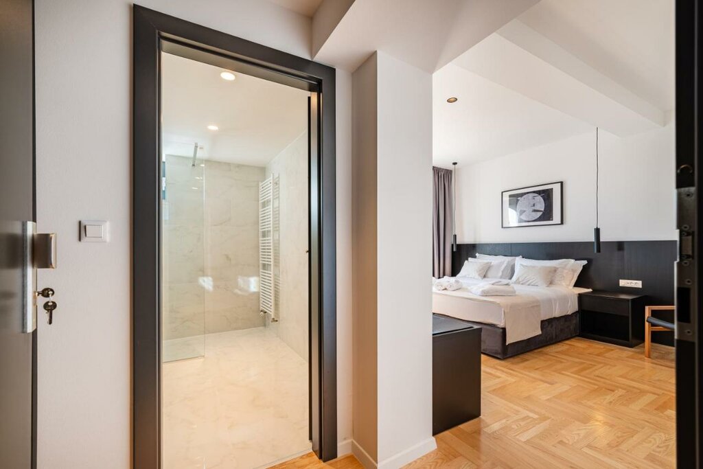 Hotel1367