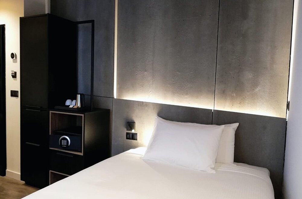 Hotel725