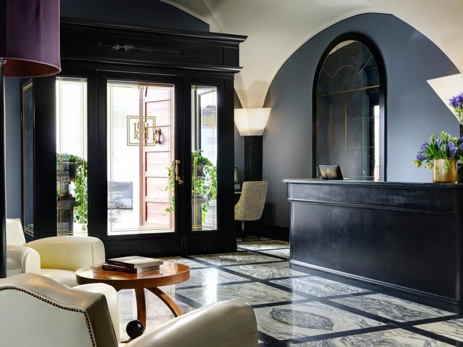Hotel12