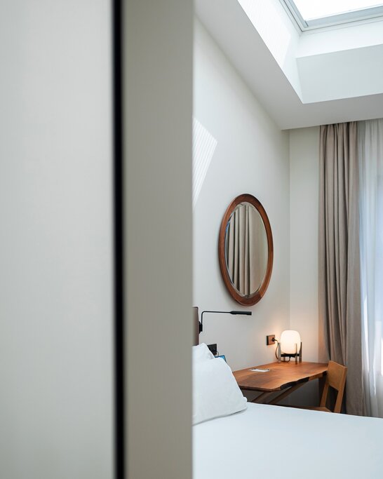 Hotel893