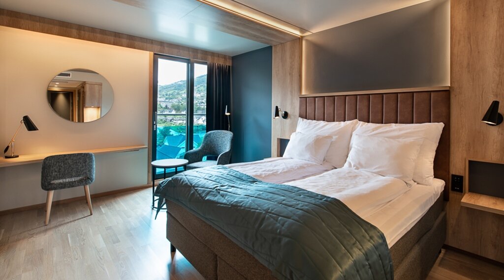 Hotel438