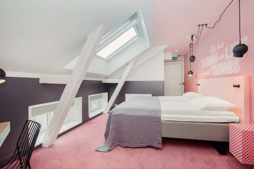 Hotel407