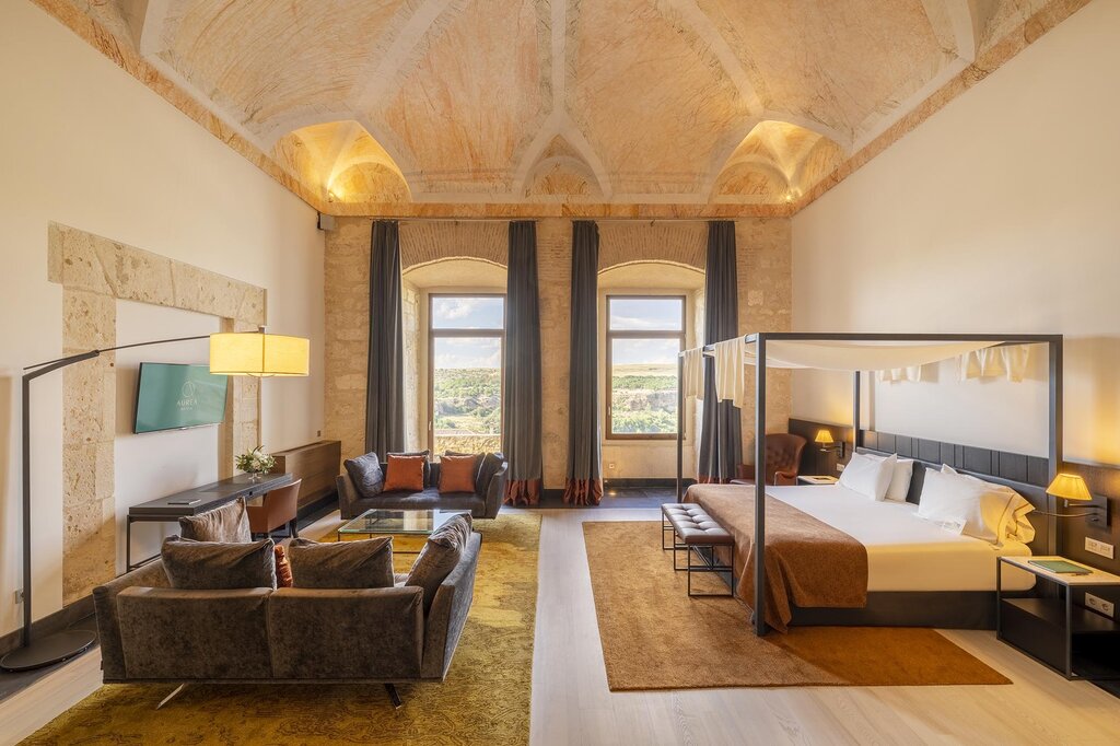 Hotel692