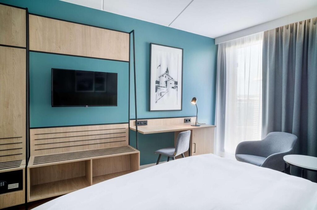 Hotel377
