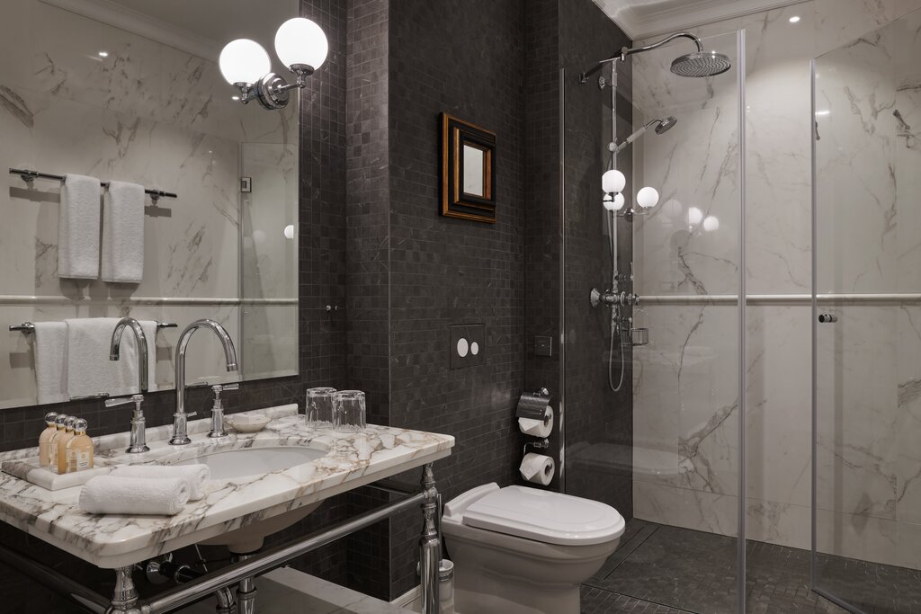 Hotel1351