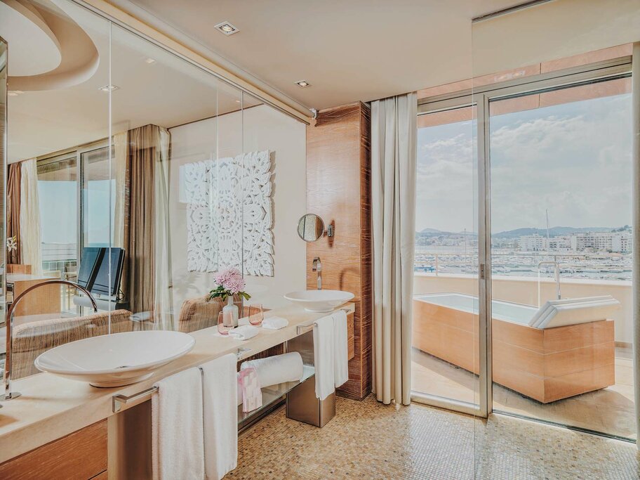 Hotel840