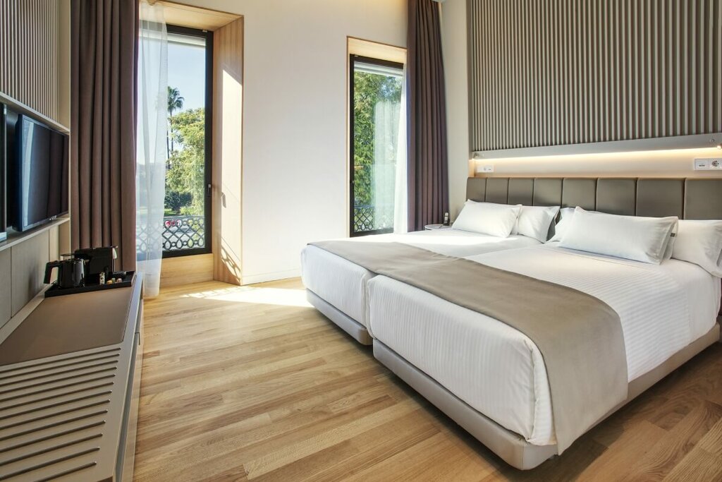 Hotel953
