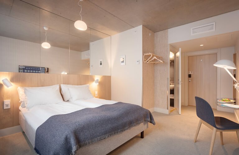 Hotel402