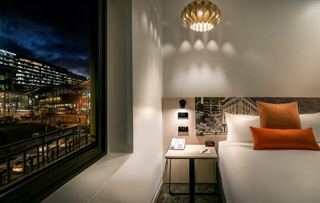 Hotel1404