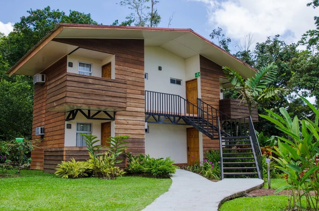 Hotel256