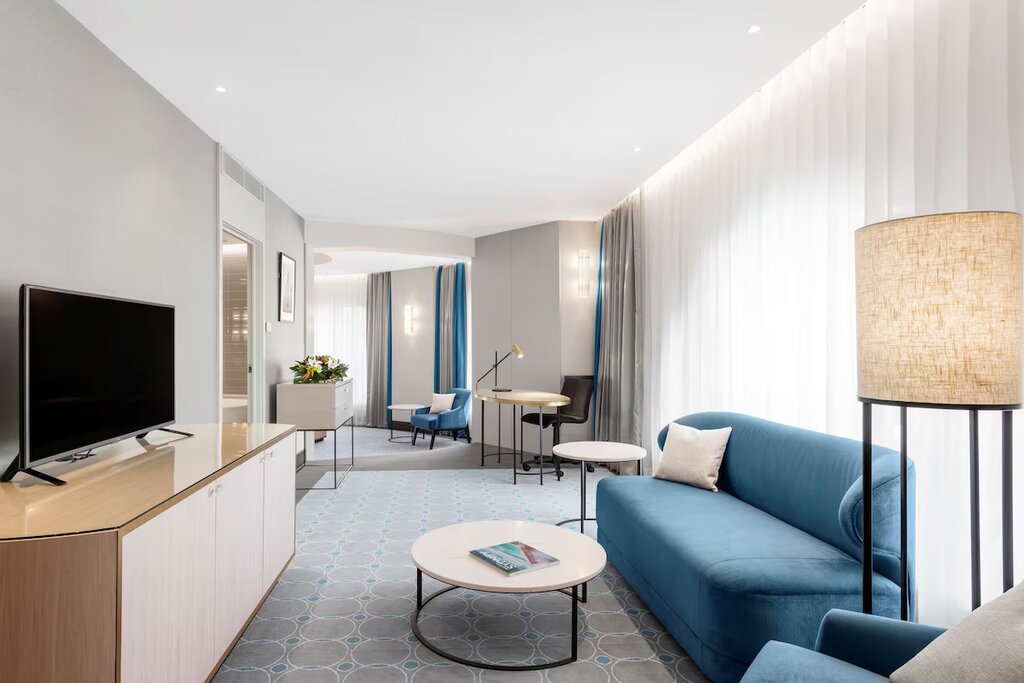 Hotel1383
