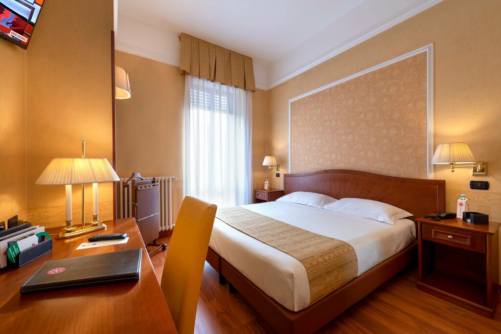 Hotel52