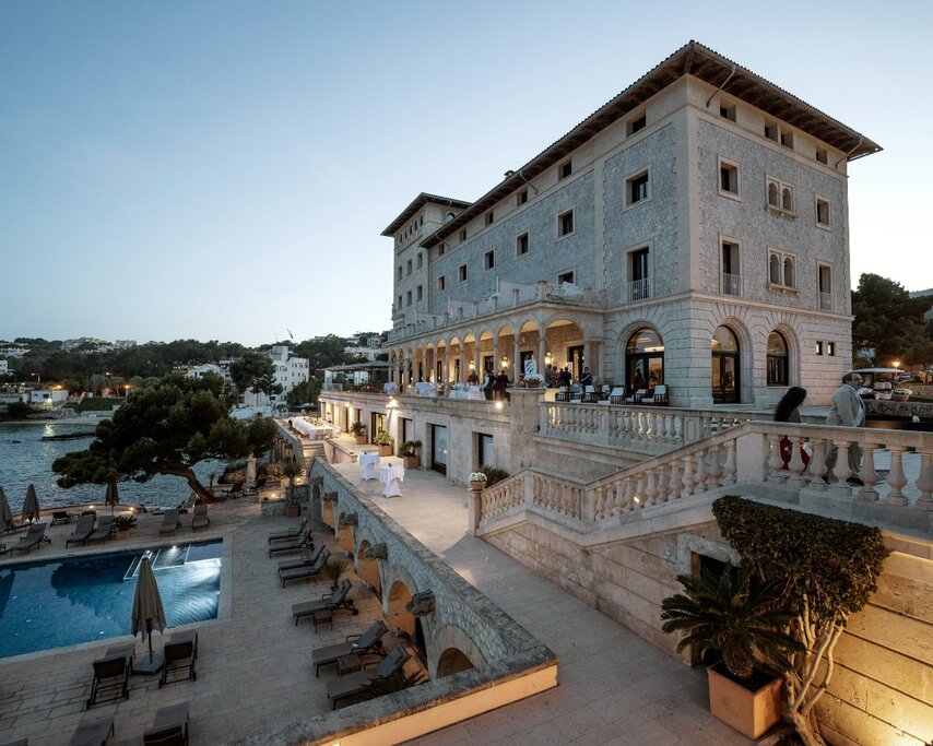 Hotel845