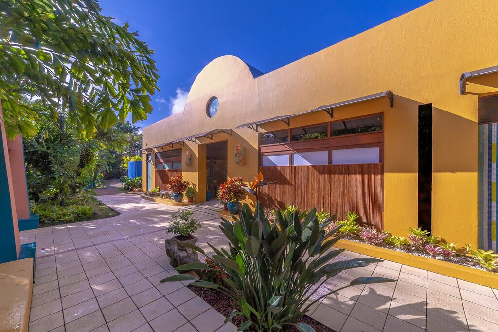 Hotel270