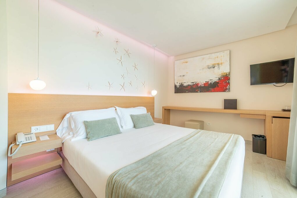 Hotel1049