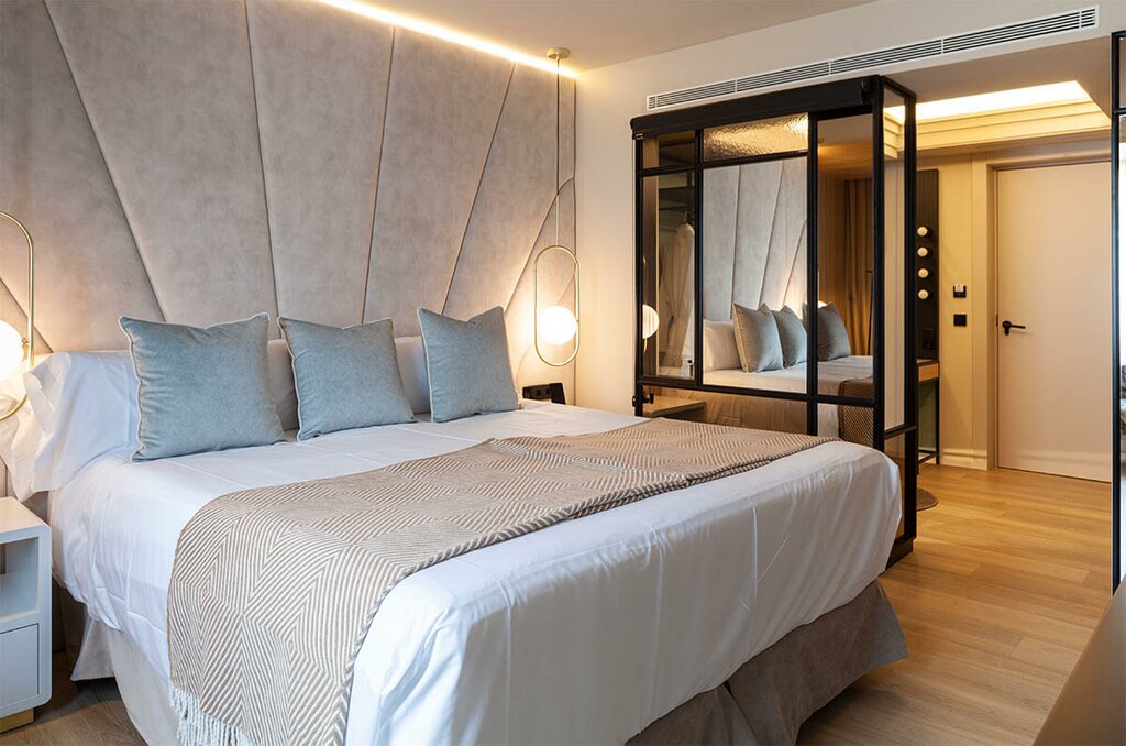 Hotel912