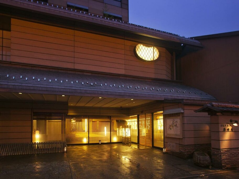 Hotel136