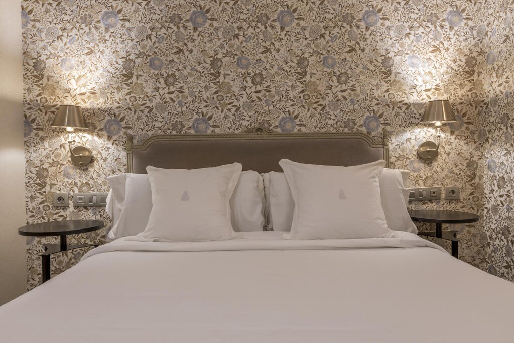 Hotel715