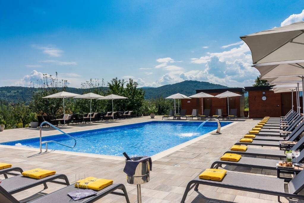 Hotel1330