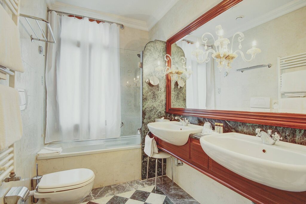 Hotel7