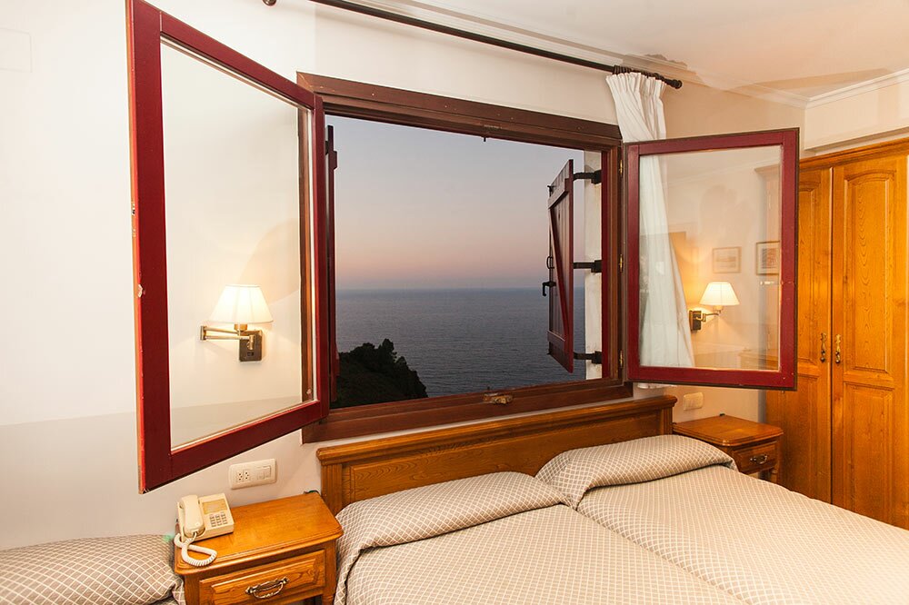 Hotel898