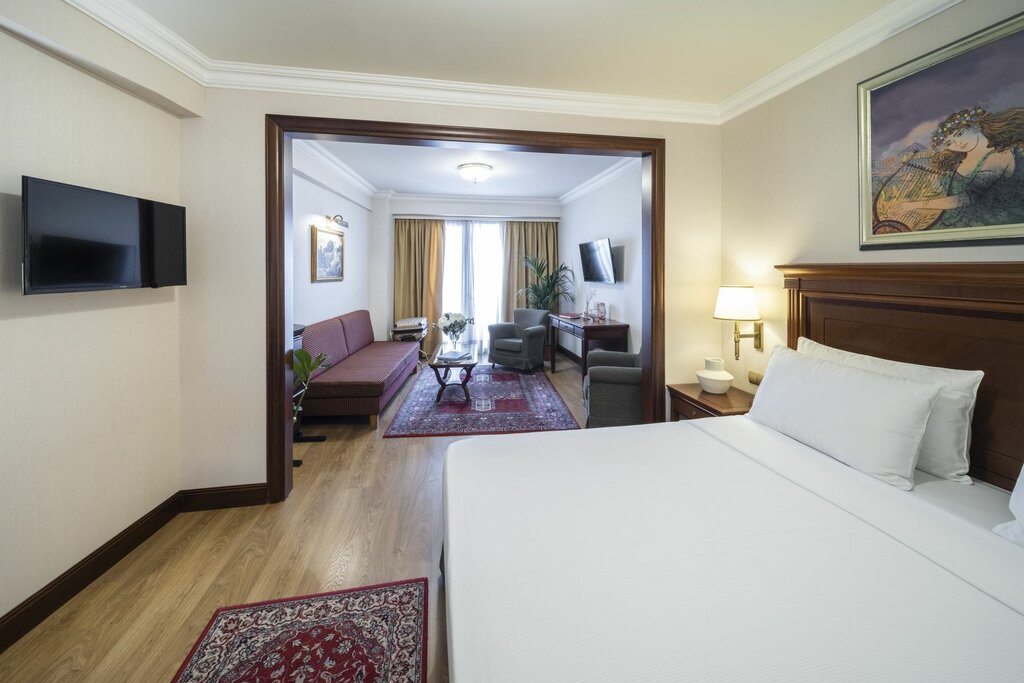 Hotel495