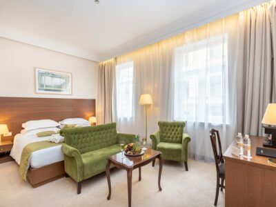 Hotel1372