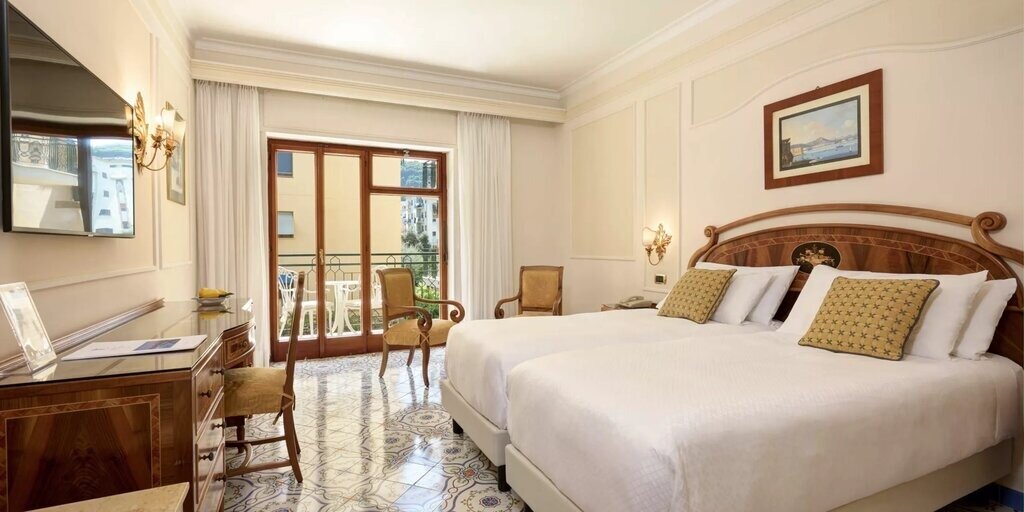 Hotel16