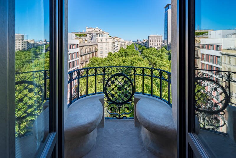 Hotel975