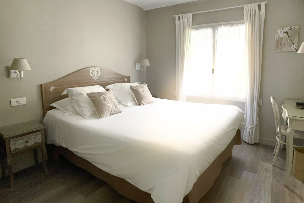 Hotel1296