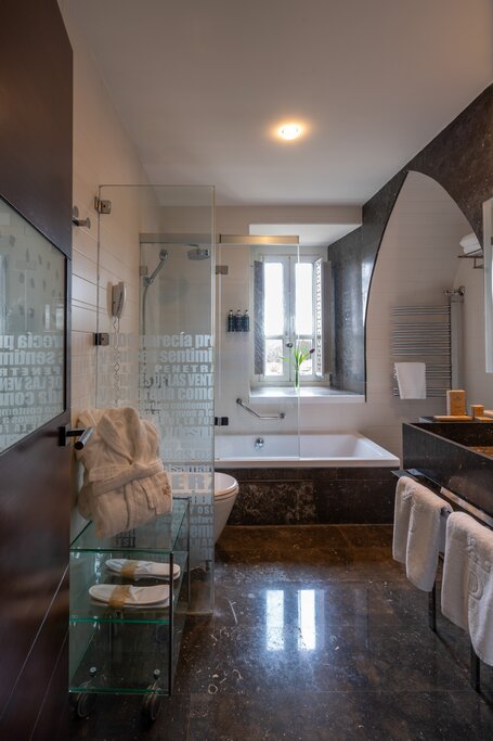 Hotel726