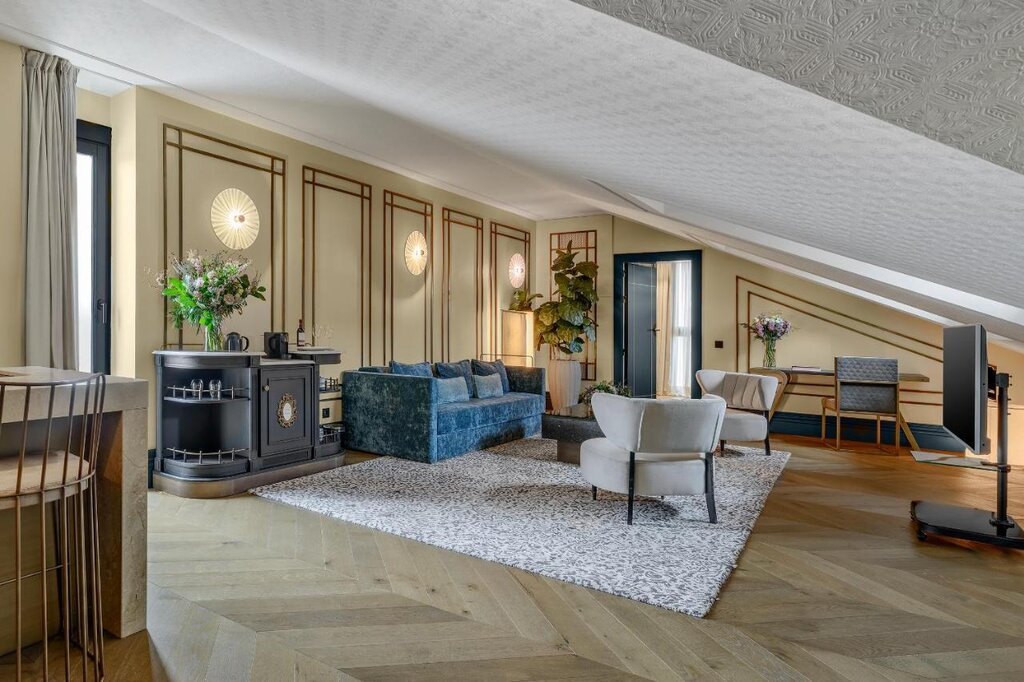 Hotel660