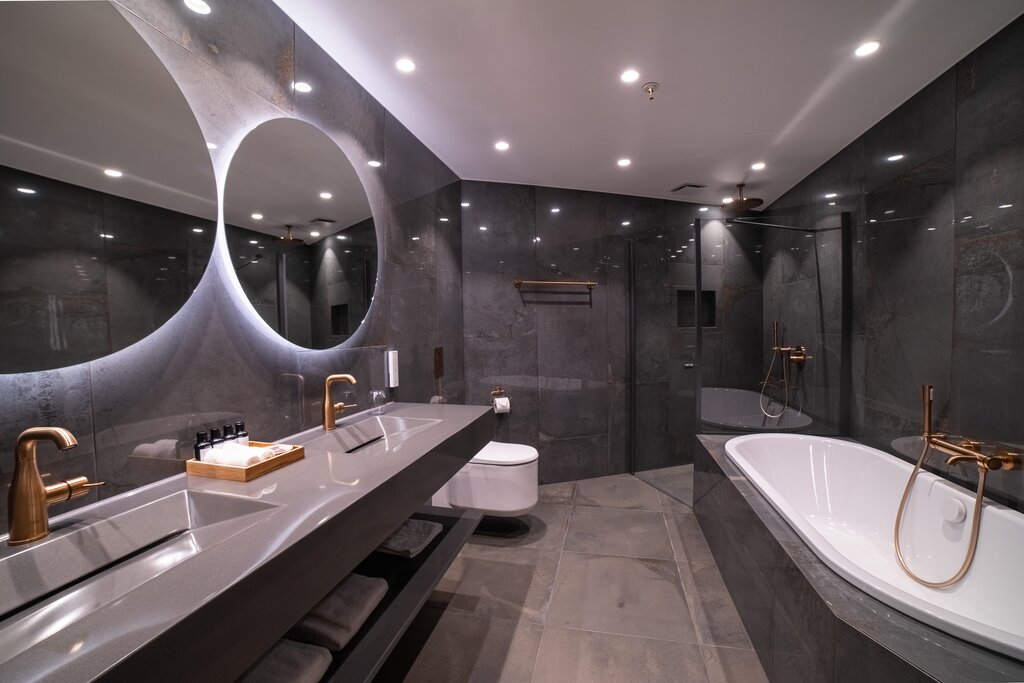 Hotel374