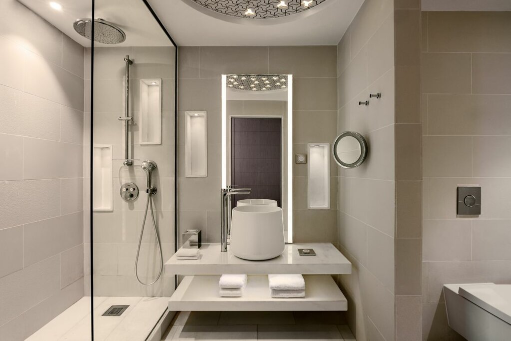 Hotel105