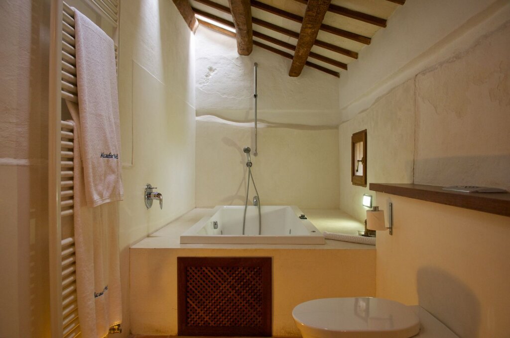 Hotel977