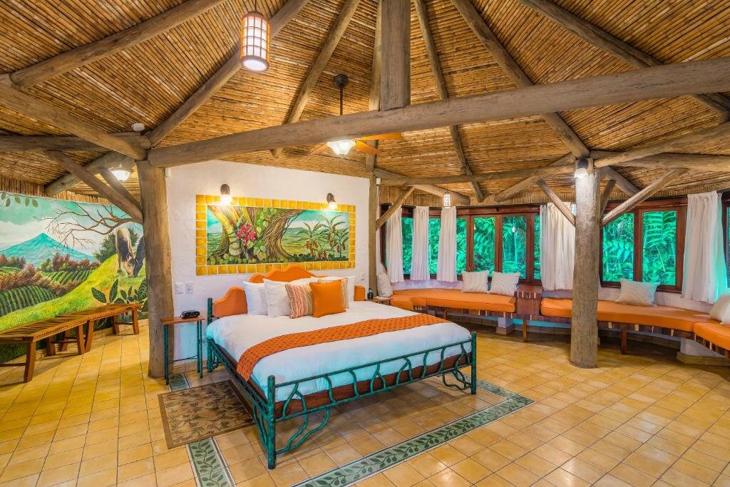 Hotel326