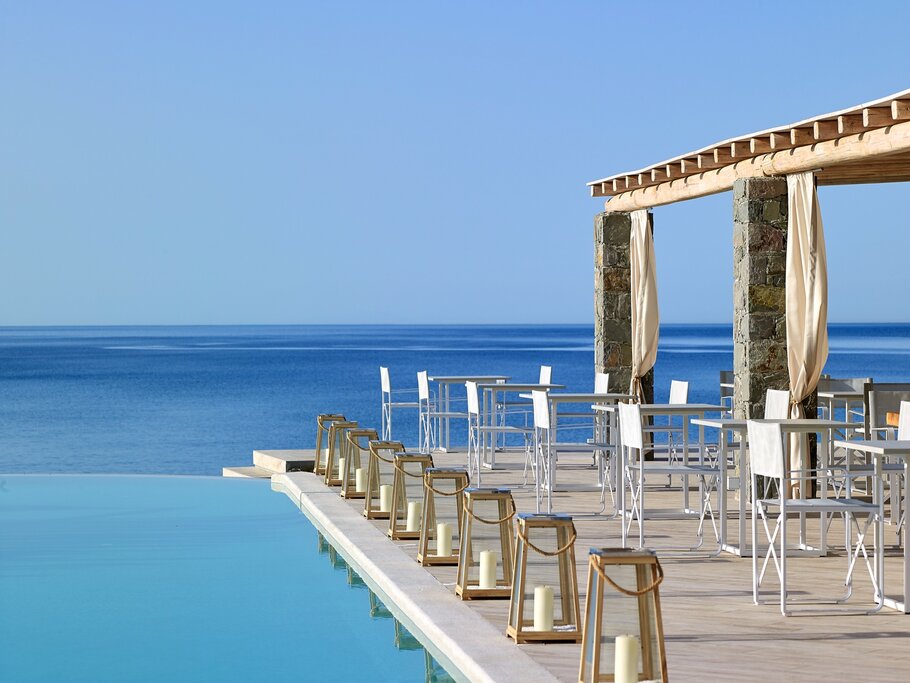 Hotel528