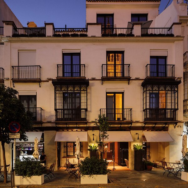 Hotel813
