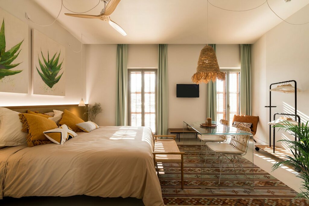 Hotel1098